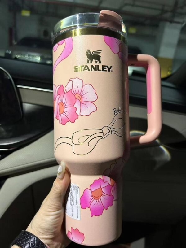 Stanley X Barbie Limited Edition ‘80S Peaches n Cream 40oz Quencher Tumbler NEW - Image 4