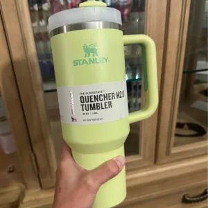 Stanley Quencher 2.0 Stainless Steel Vacuum Insulated Tumbler with Lid and Straw